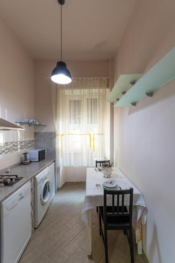 Vercelli Guest House Near San Giovanni Roma Eksteriør bilde